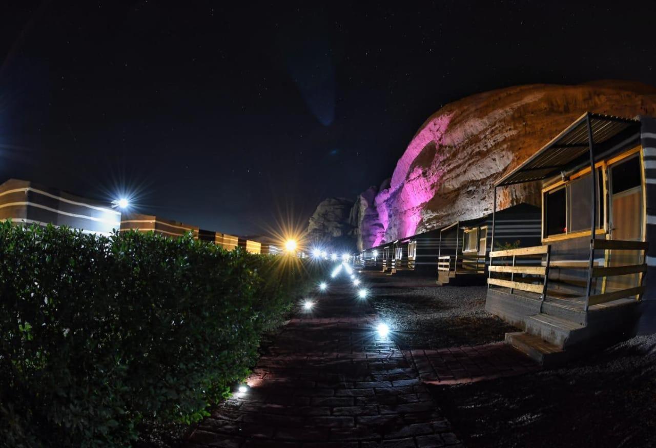 Rum Oasis Luxury Camp Вади Рум Екстериор снимка